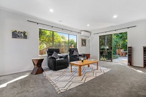 Photo of property in 20 Greenough Place, Rototuna, Hamilton, 3210