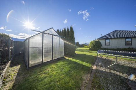 Photo of property in 21 South Arm Drive, Te Anau, 9600
