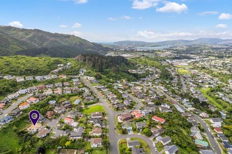 Photo of property in 14 Cullen Place, Tawa, Wellington, 5028