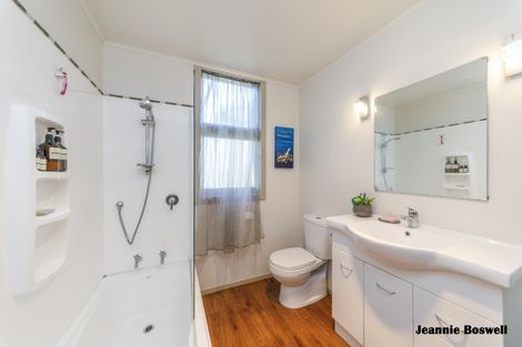 Photo of property in 39 Honore Drive, Linton, Palmerston North, 4472