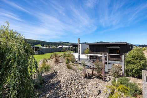 Photo of property in 10 Rodeo Place, Outram, 9019