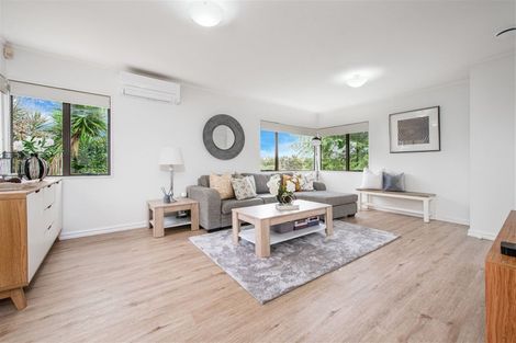 Photo of property in 64 Birdwood Road, Swanson, Auckland, 0612
