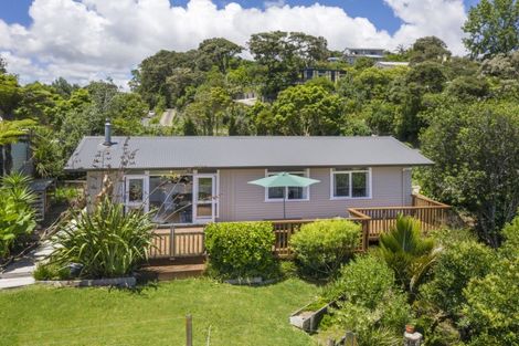 Photo of property in 13 Cross Street, Raglan, 3225