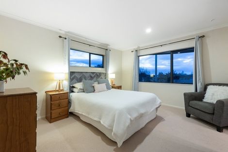 Photo of property in 14 Solander Drive, Welcome Bay, Tauranga, 3112