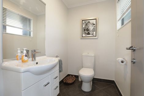 Photo of property in 1 Locheagles Rise, Kinloch, Taupo, 3377