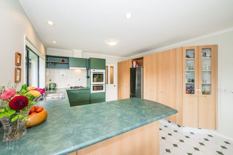 Photo of property in 52 Campion Road, Waikanae Beach, Waikanae, 5036