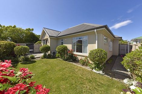 Photo of property in 1/414 Ilam Road, Bryndwr, Christchurch, 8052