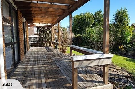 Photo of property in 18 Charles Prevost Drive, The Gardens, Auckland, 2105