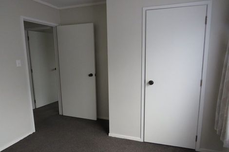 Photo of property in 15 Beihlers Road, Weymouth, Auckland, 2103