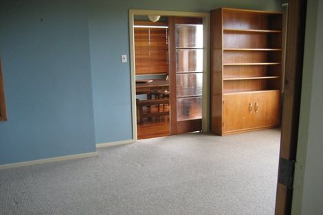 Photo of property in 16 Kelvin Place, Hamilton East, Hamilton, 3216