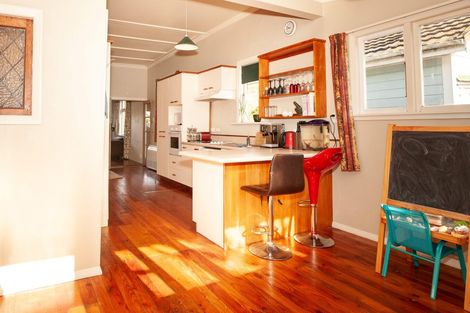 Photo of property in 28 Bernard Street, Kenmure, Dunedin, 9011