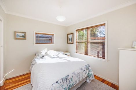Photo of property in 7 Erin Street, Hokowhitu, Palmerston North, 4410