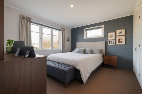 Photo of property in 8 Stoke Place, Awapuni, Palmerston North, 4412