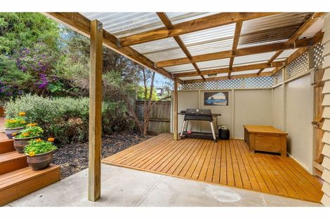 Photo of property in 81 Lynden Avenue, Hillcrest, Auckland, 0627