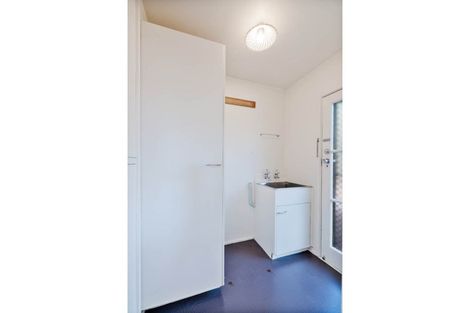 Photo of property in 28 Nor'east Drive, Northcross, Auckland, 0632