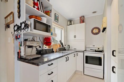 Photo of property in 129 Emano Street, Toi Toi, Nelson, 7010