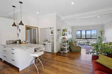 Photo of property in 53 Sutherland Road, Melrose, Wellington, 6023