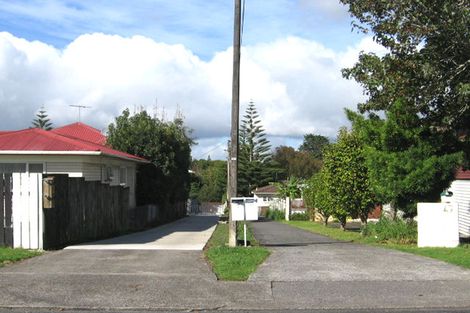 Photo of property in 49 Totara Road, Te Atatu Peninsula, Auckland, 0610