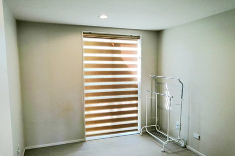 Photo of property in 40 Pin Oak Drive, Schnapper Rock, Auckland, 0632