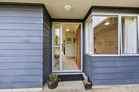 Photo of property in 19 Cabeleigh Drive, Helensville, 0800