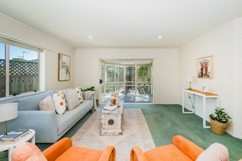 Photo of property in 7 Villa Grove, Paraparaumu, 5032