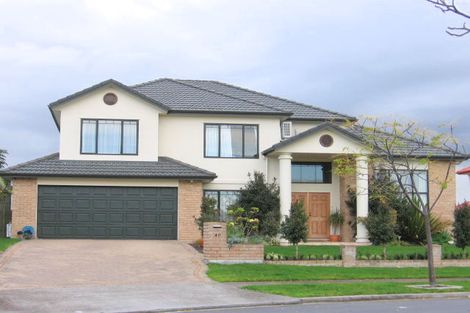 Photo of property in 40 Delmont Close, East Tamaki Heights, Auckland, 2016