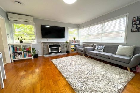 Photo of property in 1/86 Tirimoana Road, Te Atatu South, Auckland, 0602