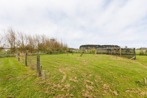 Photo of property in 46 Nuku Street, Tangimoana, 4822