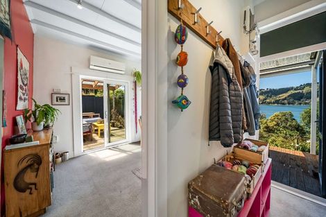 Photo of property in 17 Adderley Terrace, Ravensbourne, Dunedin, 9022