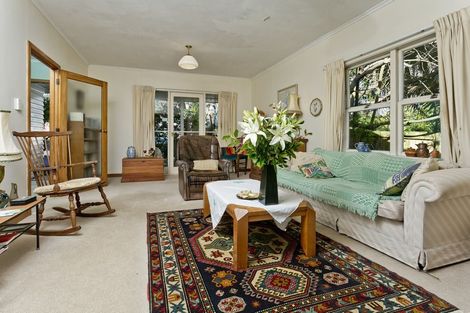 Photo of property in 1/13 Eversleigh Road, Belmont, Auckland, 0622