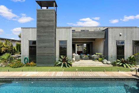 Photo of property in 563 Grenada Street, Papamoa Beach, Papamoa, 3118