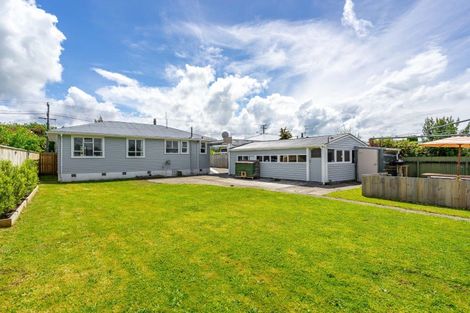 Photo of property in 222 High Street North, Carterton, 5713