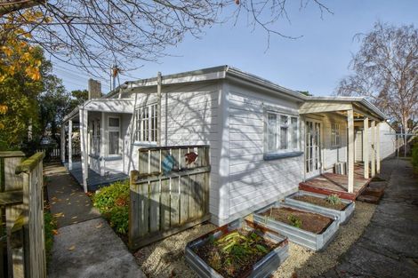 Photo of property in 1 Davy Street, Carterton, 5713