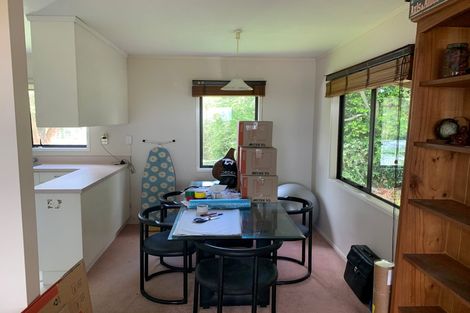 Photo of property in 28 Orton Street, Glenfield, Auckland, 0627