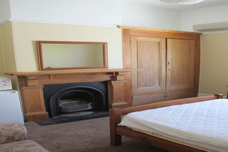 Photo of property in 12 Heriot Row, Dunedin Central, Dunedin, 9016