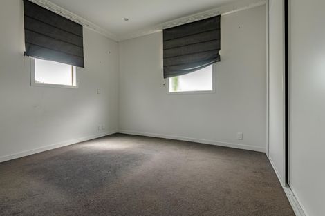 Photo of property in 2 Kowhai Street, Tokomaru, Palmerston North, 4474