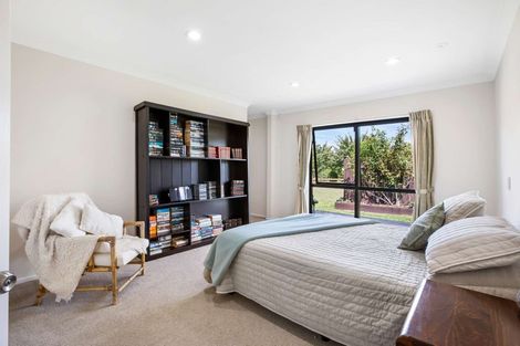 Photo of property in 6 Armstrong Way, Waiuku, 2123