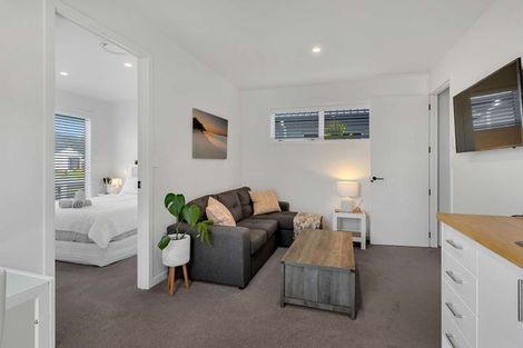 Photo of property in 30 Ngaroma Crescent, Whitianga, 3510