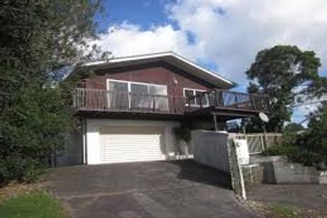 Photo of property in 28 Newhaven Terrace, Mairangi Bay, Auckland, 0630