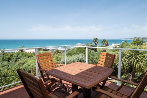 Photo of property in 30 Sirrah Street, Okitu, Gisborne, 4010