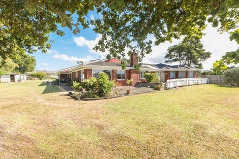 Photo of property in 74 Millbrook Road, Henderson, Auckland, 0612