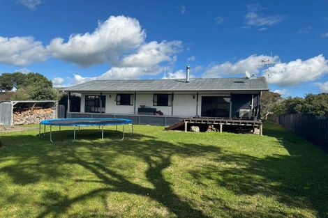 Photo of property in 13 Course Lane, Sanson, 4817