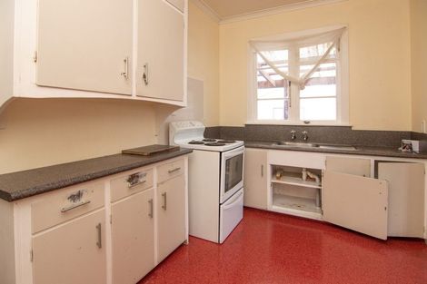 Photo of property in 216 Vogel Street, Roslyn, Palmerston North, 4414