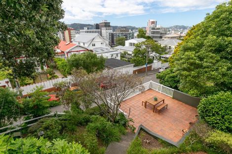 Photo of property in 16 Talavera Terrace, Kelburn, Wellington, 6012