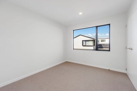 Photo of property in 8 Alexander French Close, Silverdale, 0932