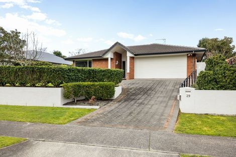 Photo of property in 29 Saint James Drive, Huntington, Hamilton, 3210