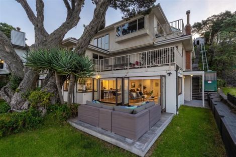 Photo of property in 2/259 Hurstmere Road, Takapuna, Auckland, 0622