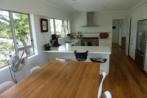 Photo of property in 2/276 Hurstmere Road, Takapuna, Auckland, 0622