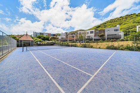 Photo of property in 60 Saddleback Grove, Karori, Wellington, 6012