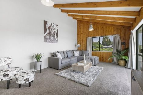 Photo of property in 25 Endeavour Avenue, Welcome Bay, Tauranga, 3112